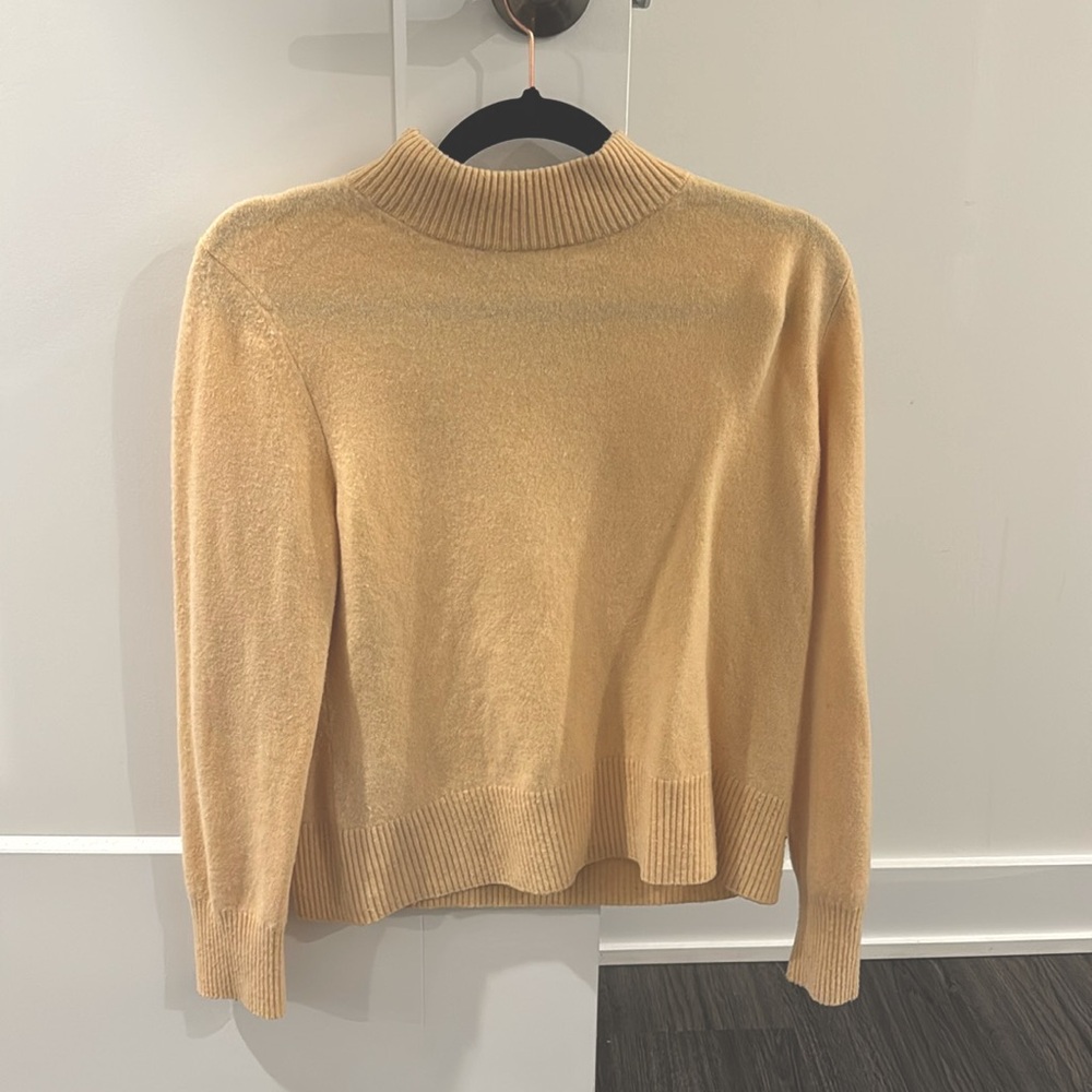 Vintage beige 100% Cashmere sweater
